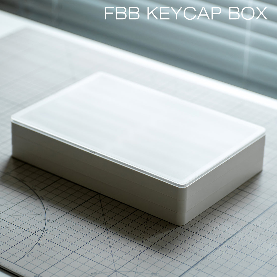 Stackable Keycap Display Box – Multi-Layer Dustproof White Organizer - Titan Nation