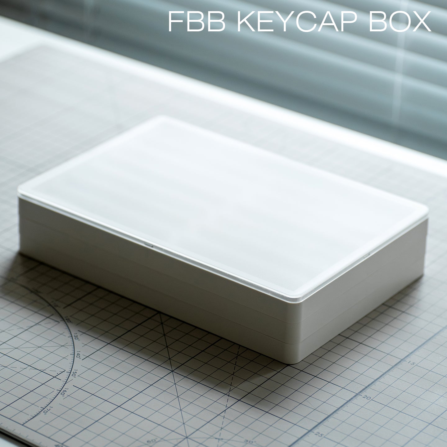 Stackable Keycap Display Box – Multi-Layer Dustproof White Organizer - Titan Nation
