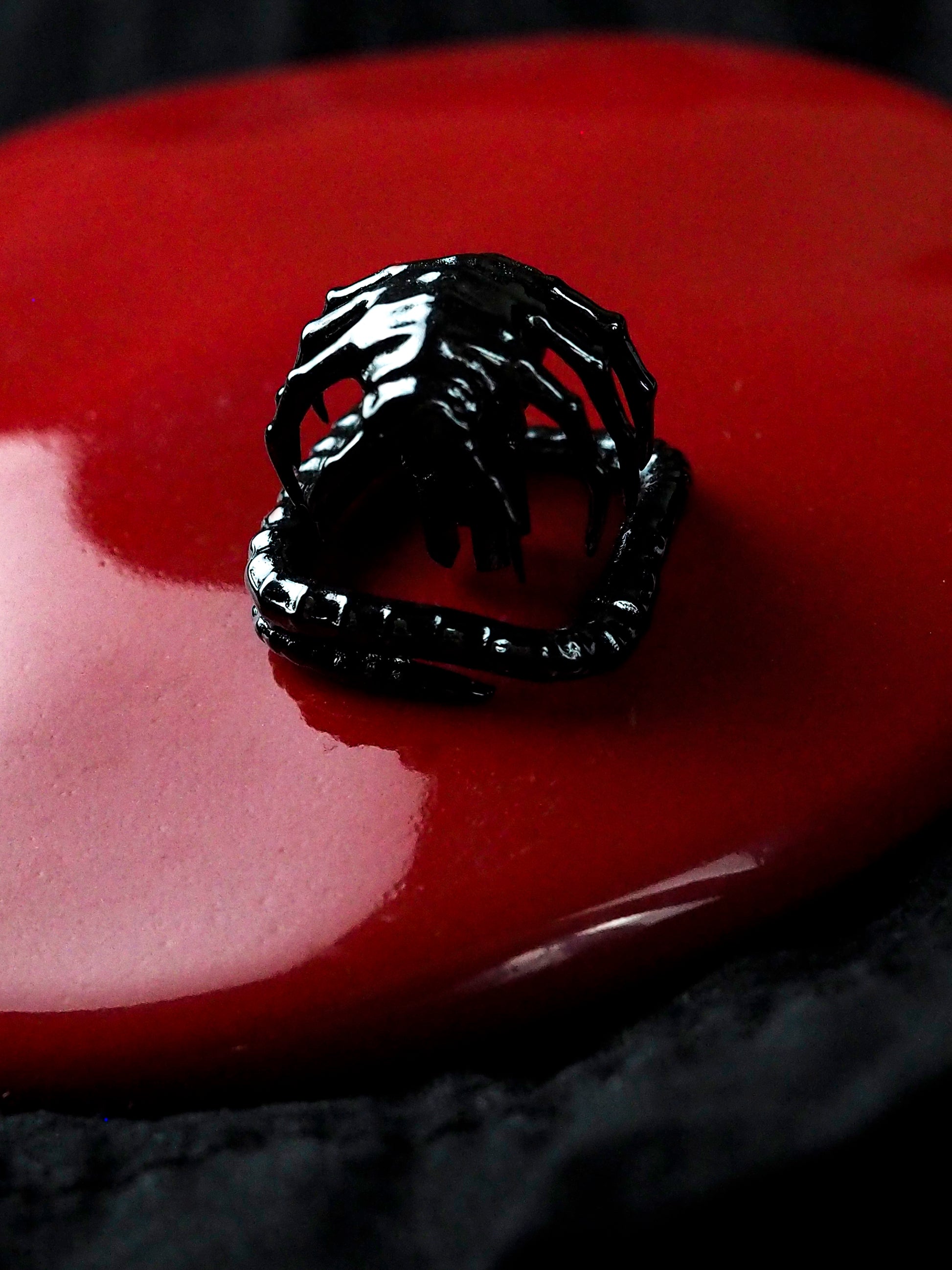 Makingo Alien Facehugger Artisan Keycap – Custom 1U Metal Design - Titan Nation