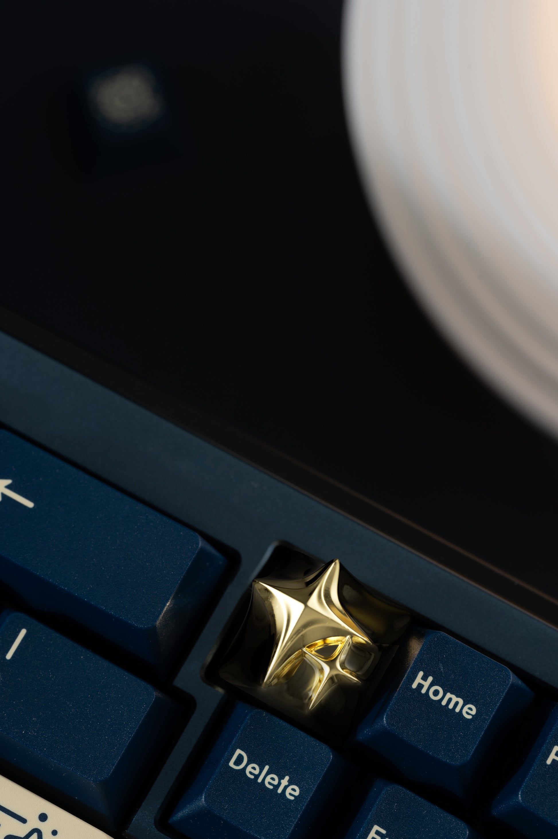 Makingo Cosmic Era Metal Star Keycap – Custom Single ESC Key - Titan Nation