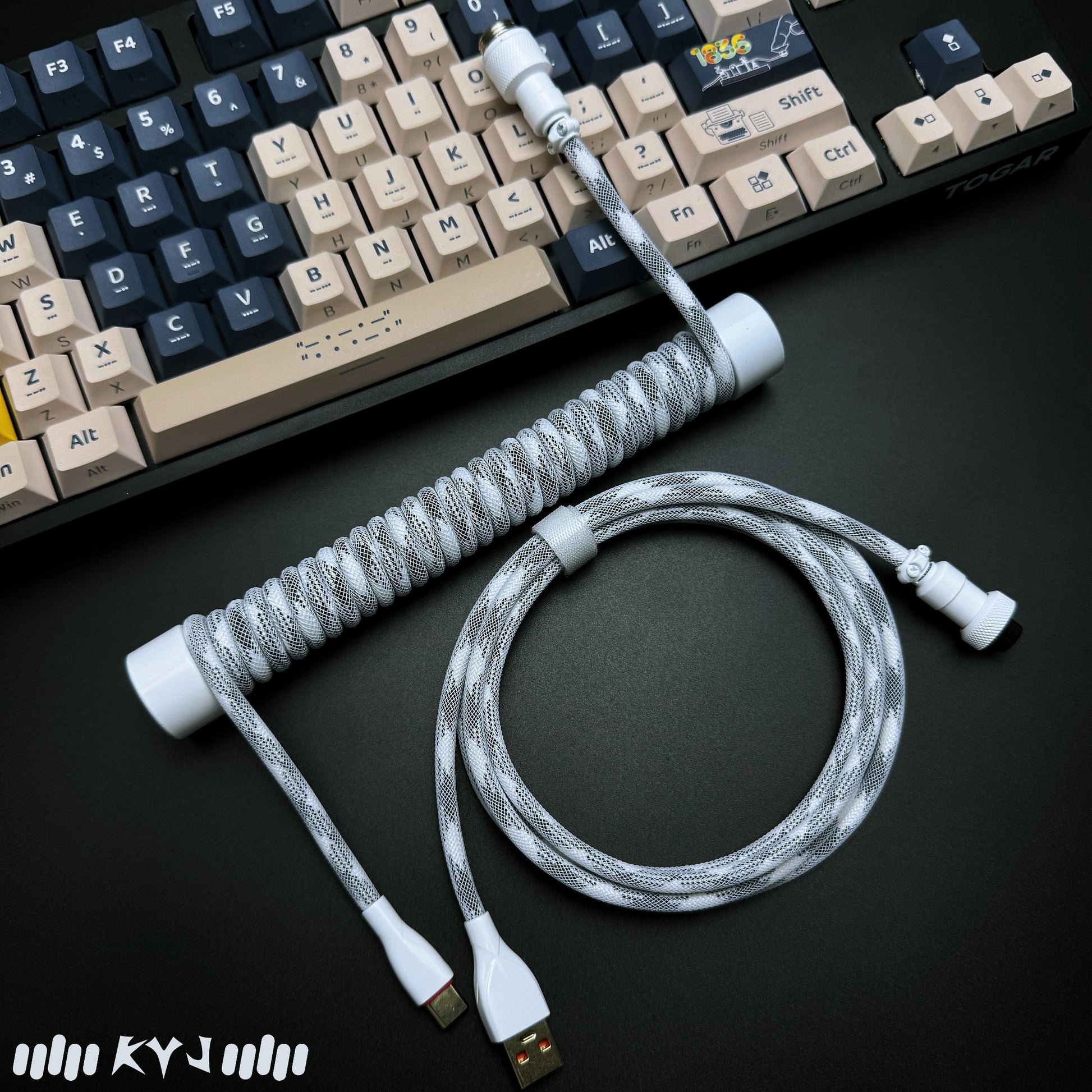 Custom Coiled Type-C Aviator Cable for Mechanical Keyboards – 8K Magnetic Switch Data Cable - Titan Nation